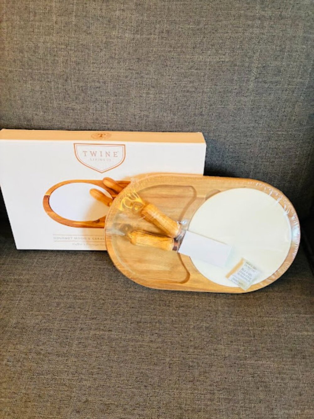 Twine Living Co. Wooden & Ceramic Serving Board - Natural Wood & White
